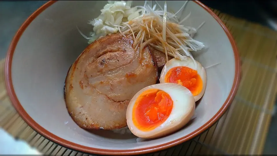 チャーシュー丼|ぱんだますたーさん