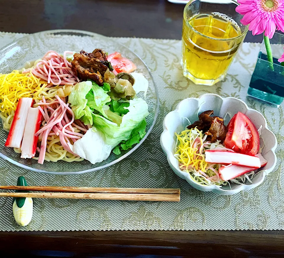 冷やし中華　お昼ごはん|🍭よっぴさん