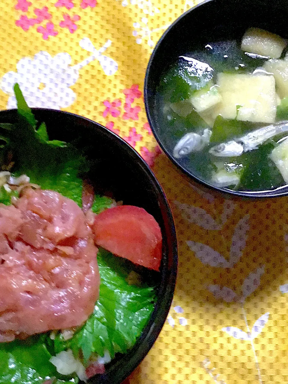 まんまるネギトロ丼　味噌汁|掛谷節子さん