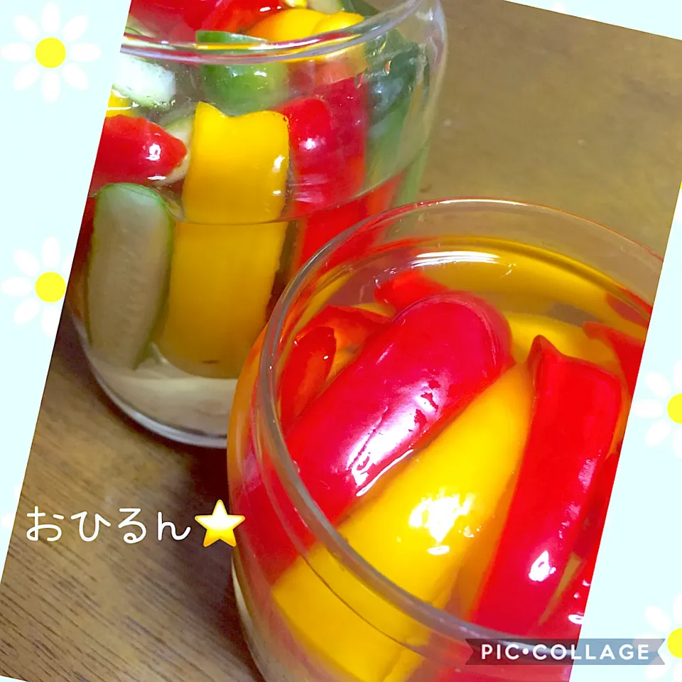 🌸ももさんの料理 まさきお母さんのミニトマトのレモンシロップ漬け パプリカの甘酢漬け|おひるごはんさん