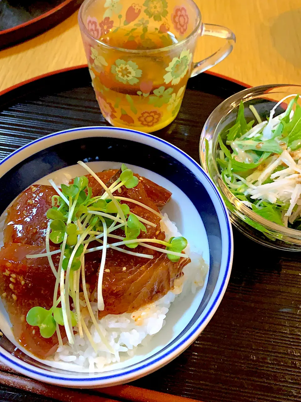 Snapdishの料理写真:カツオの韓国風漬け丼|Mikaさん