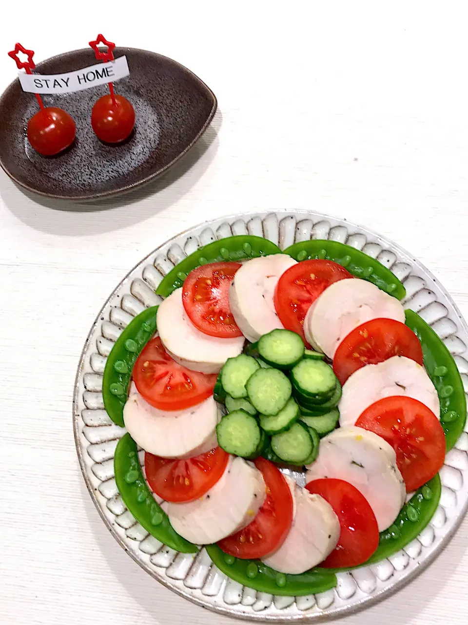 作りおきおかず:鶏ハムと高リコピントマト🍅のサラダ🥗|yukinnkoさん