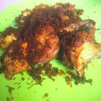 ayam serundeng|Avianda Winnaさん