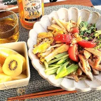 Snapdishの料理写真:WFH Lunch
夏先取り冷やし中華
シマダヤ
もみ打ち生冷やし中華
国産黒酢|rumiさん