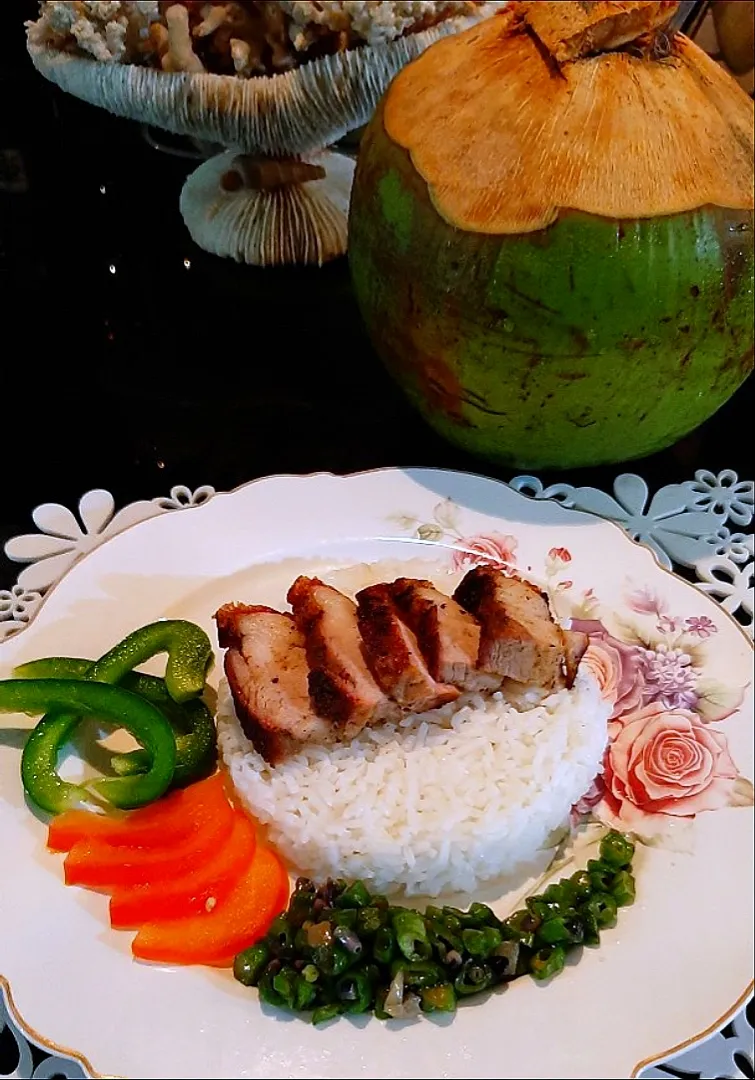 BBQ pork rice & Fresh coconut|ģřãçîöůşさん