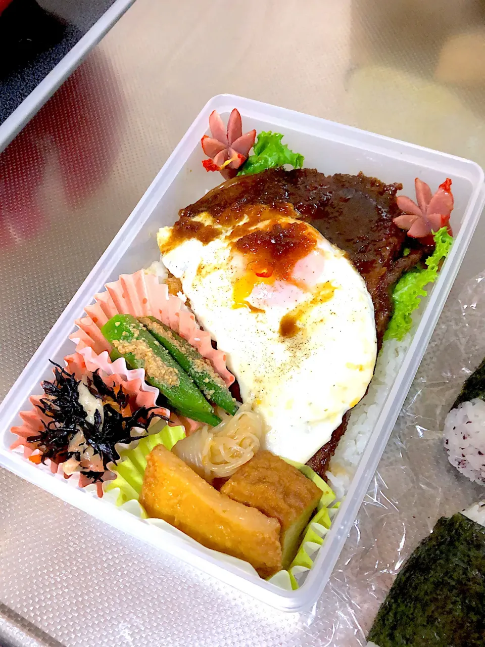 ステーキ弁当|カラスさん