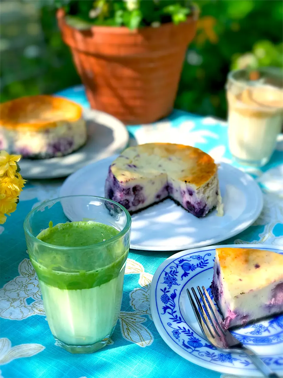 かっちゃんさんの料理 ダルゴナコーヒーを抹茶で♪|shakuyaku33443344さん