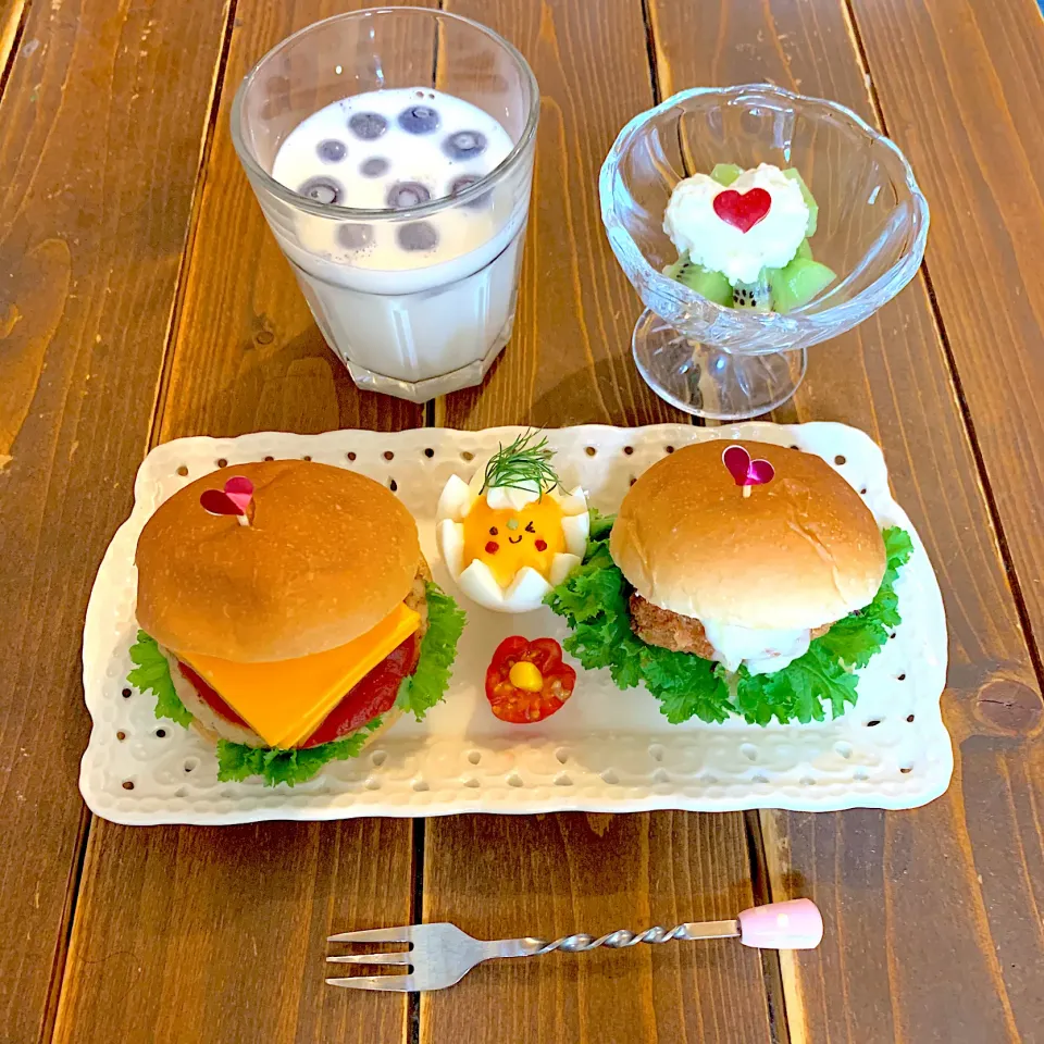 Snapdishの料理写真:ミニバーガー🍔プレート💕|ともさん