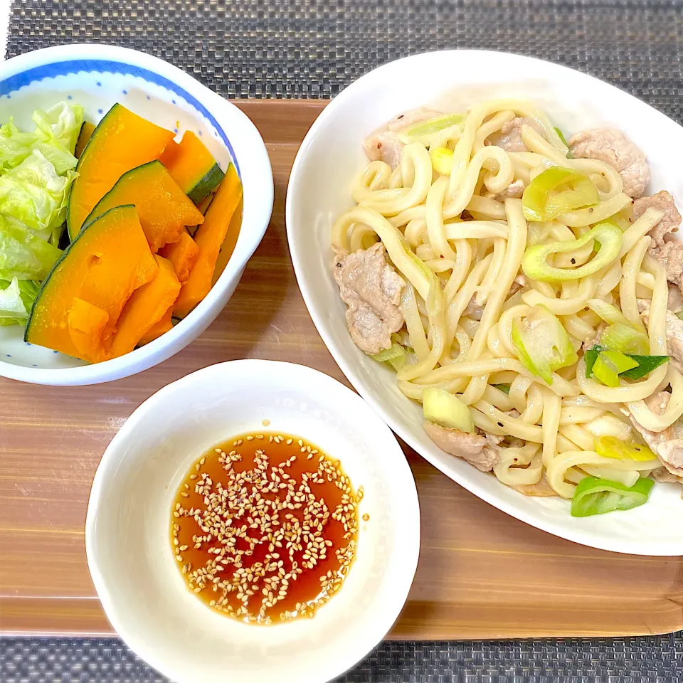 ねぎ塩豚焼うどんと温野菜|ゆいさん