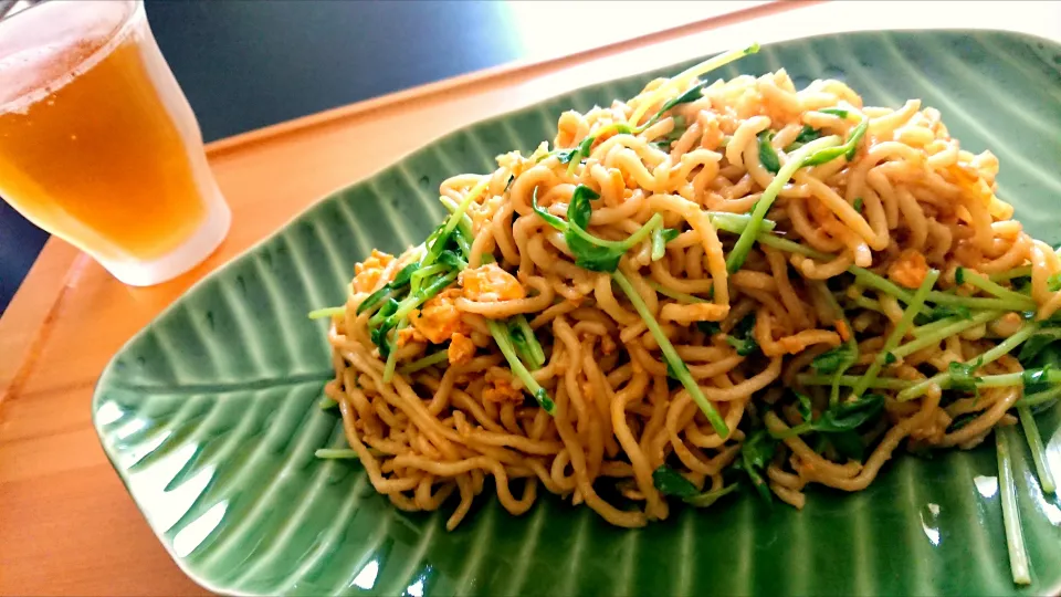 我が家定番の豆苗焼きそば☆|sanaさん