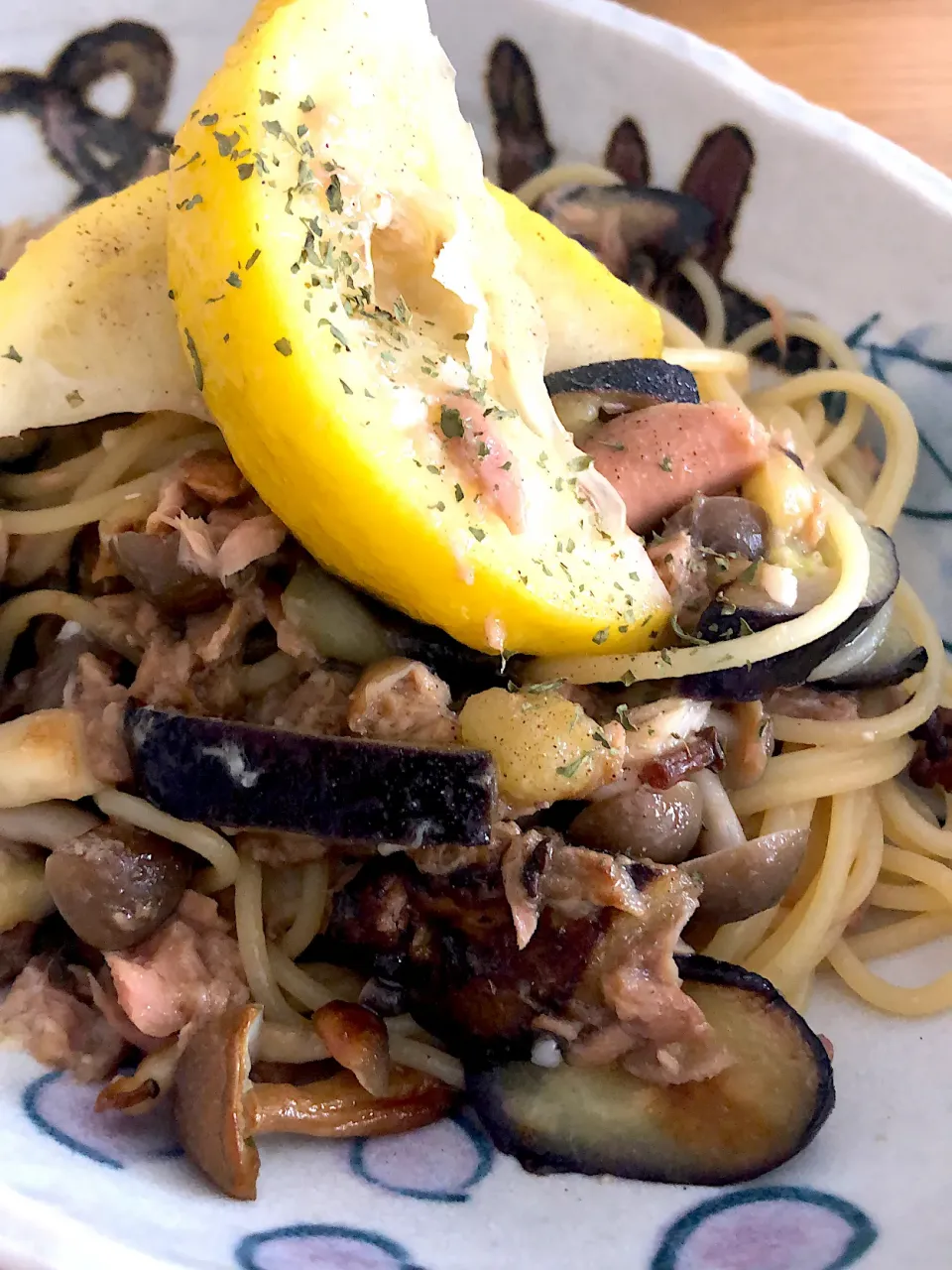 しめじとツナの塩レモンソースパスタ|ChiMiさん