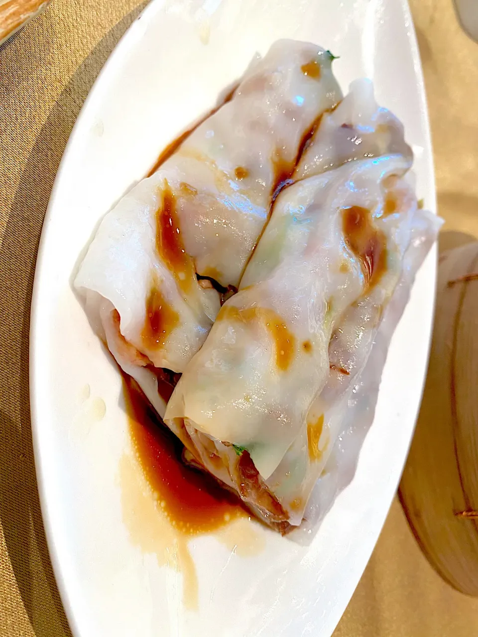 Steamed rice rolls with bbq pork|skyblueさん