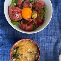 Snapdishの料理写真:ローストビーフ丼|あおもりんごさん