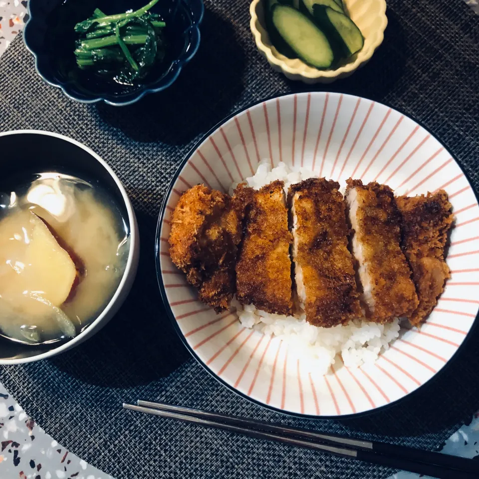 ソースカツ丼|AKUBI*:ஐ(●˘͈ ᵕ˘͈)さん