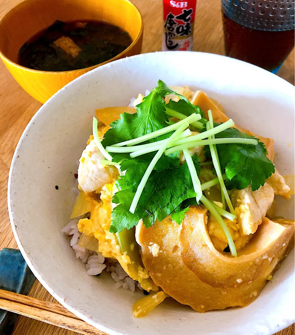 お麩の卵とじ丼😋|けんちんさん