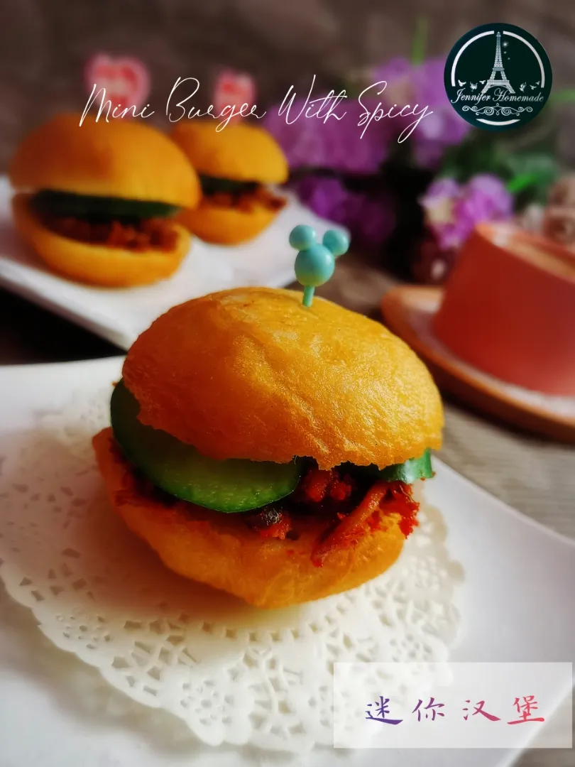 Mini BURGER with SPICY|Jennifer Tingさん