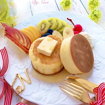 Snapdishの料理写真:ふわふわホットケーキ