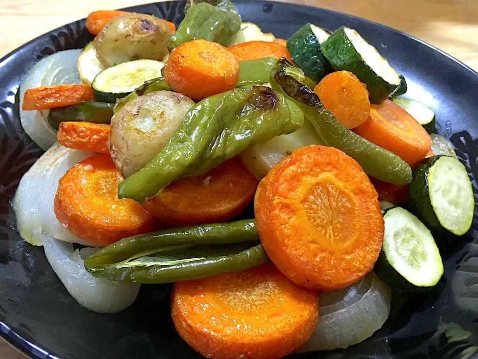 Snapdishの料理写真:オーブンで焼き野菜|けいさん