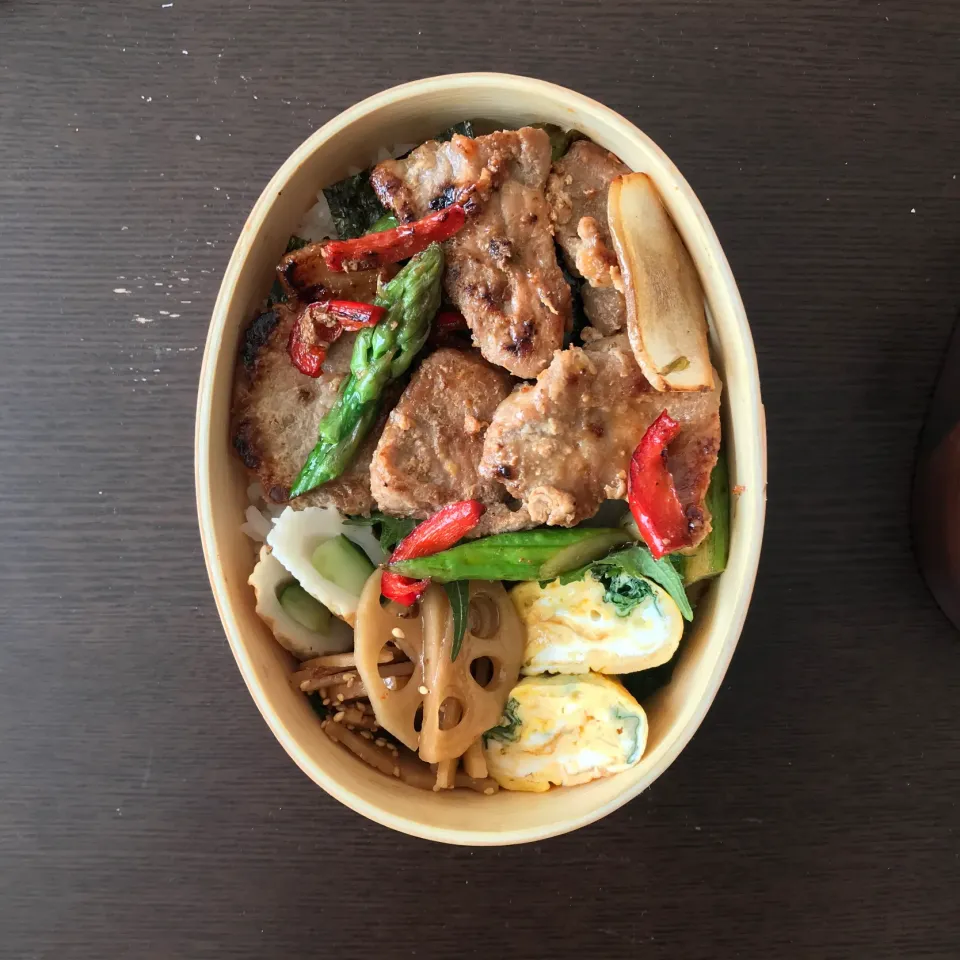 Snapdishの料理写真:生姜焼きのっけ丼|はちこさん