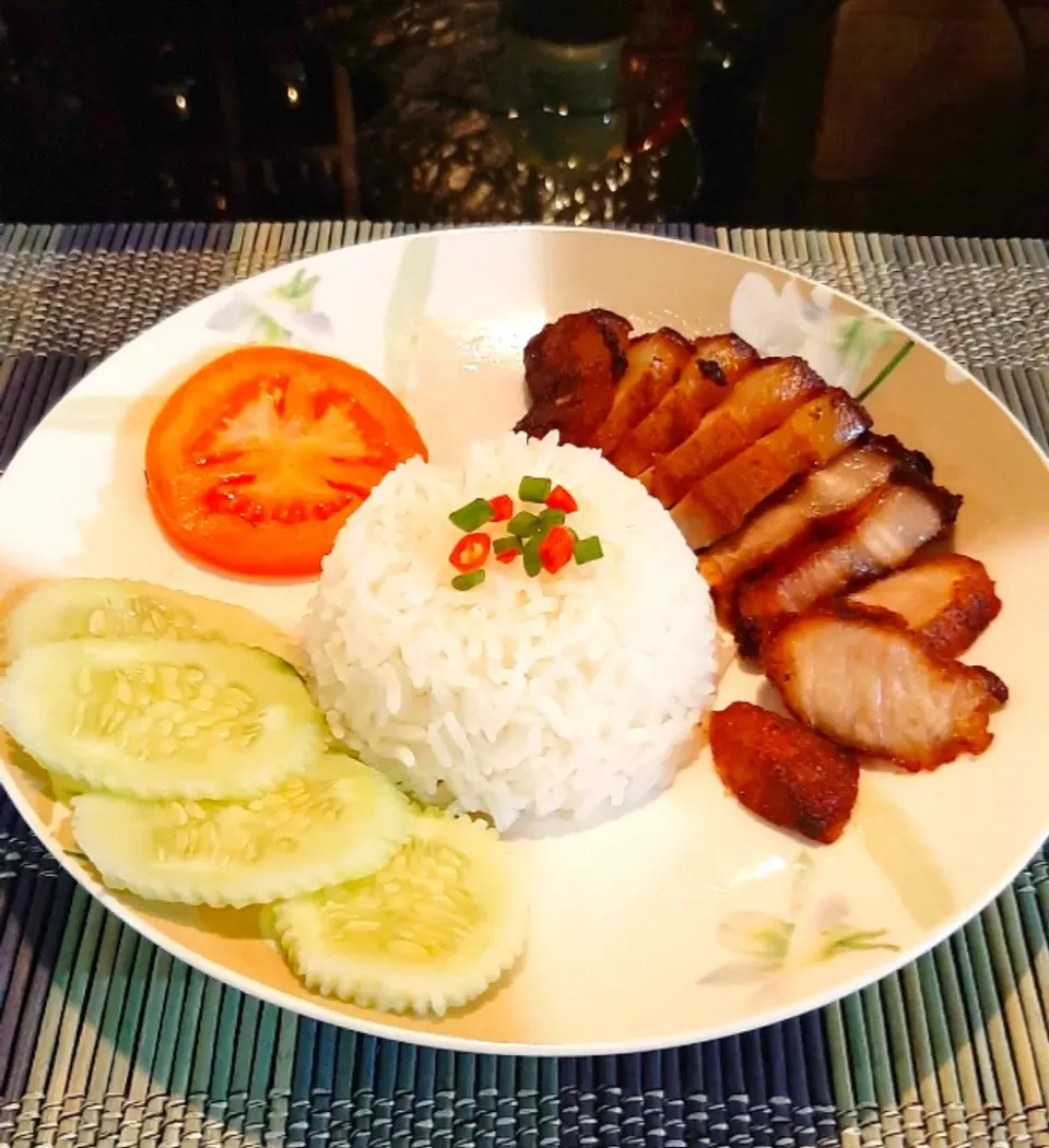 Snapdishの料理写真:Oven Grilled Char Siew rice|ģřãçîöůşさん