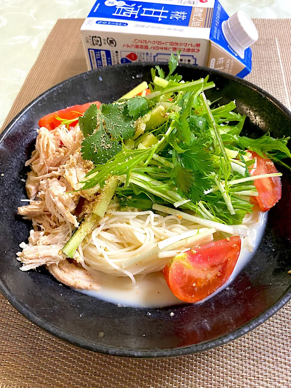 野菜たっぷり糀甘酒の冷やし白湯風素麺|ぽっちさん