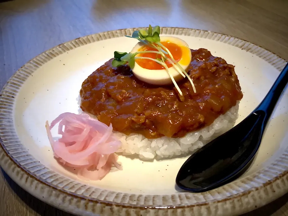 新玉ねぎとトマトの無水カレー|Nakaba Kobayashiさん