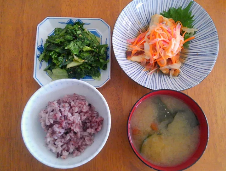 ４月２２日　鯵の南蛮漬け　レタスの海苔ナムル　なめことわかめのお味噌汁|いもこ。さん