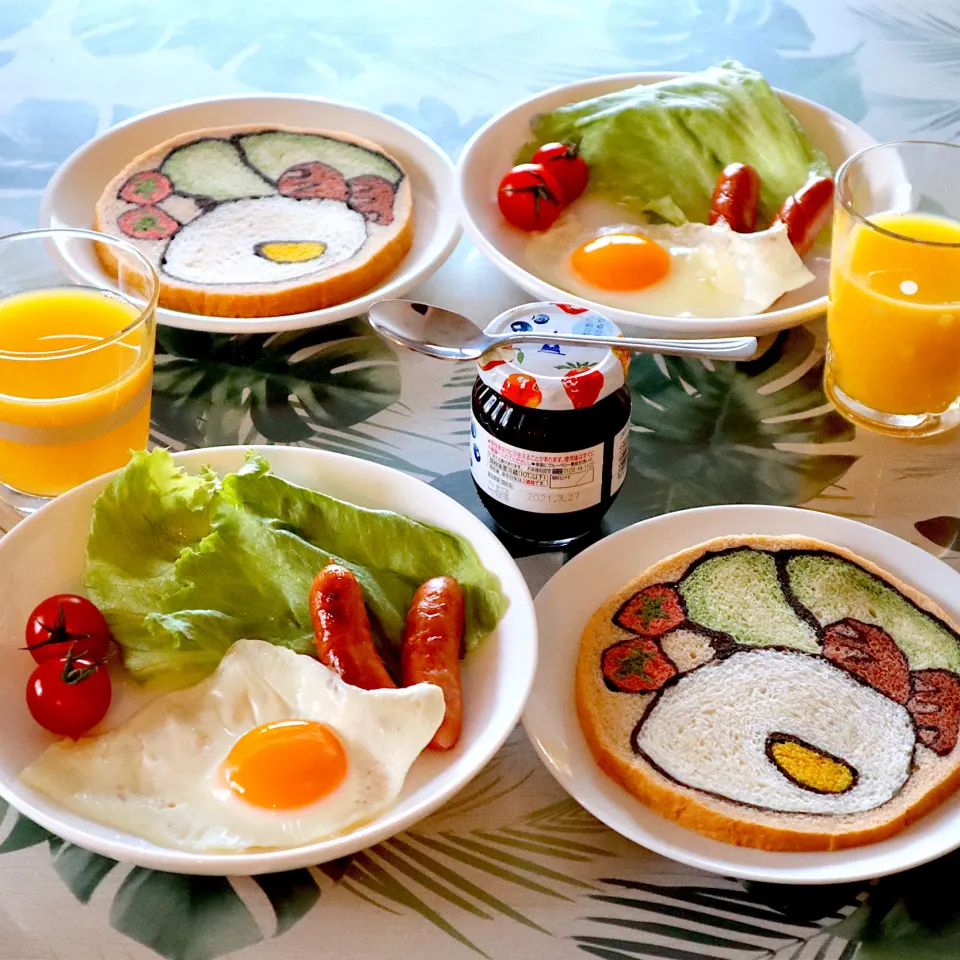 朝食プレートのパンを焼きました🍳🍅🥬🥓|izuyoさん