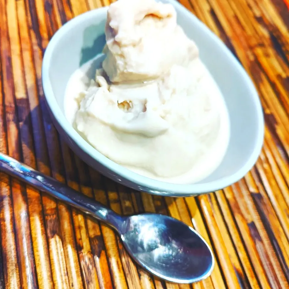 No Churn Cappuccino Ice Cream|Mama Munch's Kitchenさん