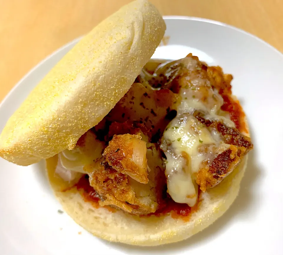 唐揚げイングリッシュマフィン☆|pandaさん