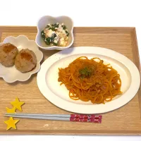 ボロネーゼ風パスタ、しいたけハンバーグ、わかめとツナの白和え|こっぺさん