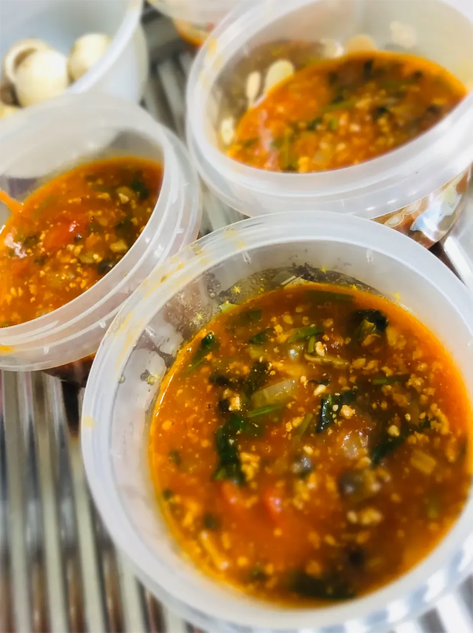 マッシュルームたっぷり🍄完熟トマトスープ|ちはねさん