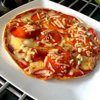 American hot keto pizza|Chloe Louise Willisさん