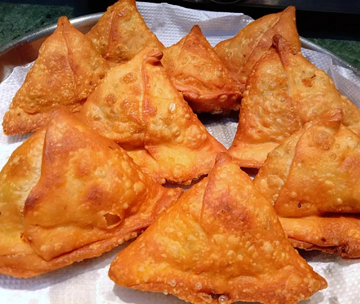 Stuffed samosas!
from my kitchen ♥️|Basic foodie 🧡さん