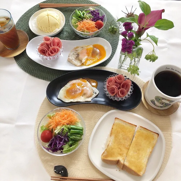 5/4❤︎今日のモーニング❤︎
今朝は雨模様☂️
さらに目玉焼き🍳も崩れてしまった💦食べちゃえば同じ…かな苦笑|Makinsさん