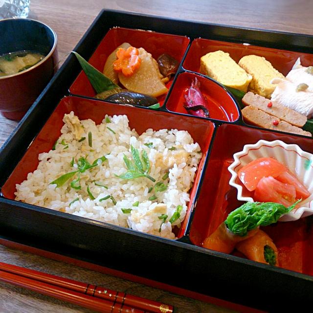 松花堂弁当 古尾谷りかこ Snapdish スナップディッシュ Id Exwuua