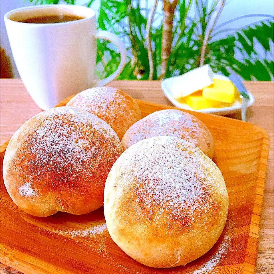 やっぱり出来たてはいいですね。初の🥖パン作り     なんとかハナマル☺️|Sの食卓さん