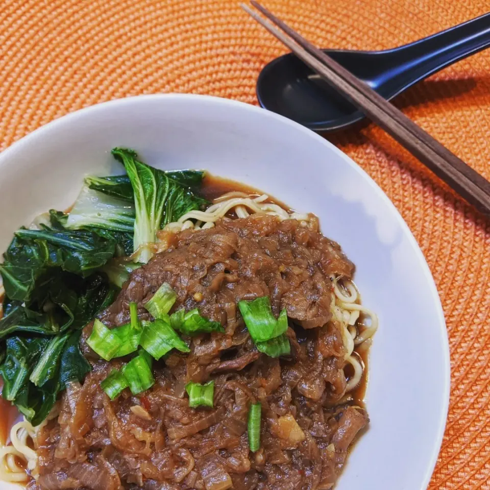 French Onion Beef Noodle Soup|Mama Munch's Kitchenさん