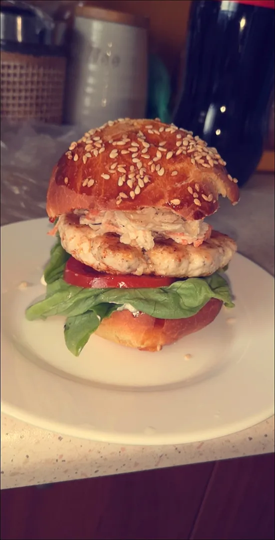 Chicken burger and homemade buns|Paulaさん