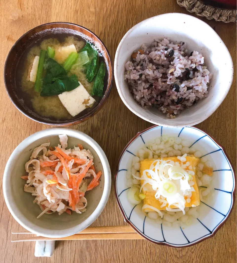 厚焼きタマゴと明太子入り切り干し大根の朝ごはん🍚|けんちんさん