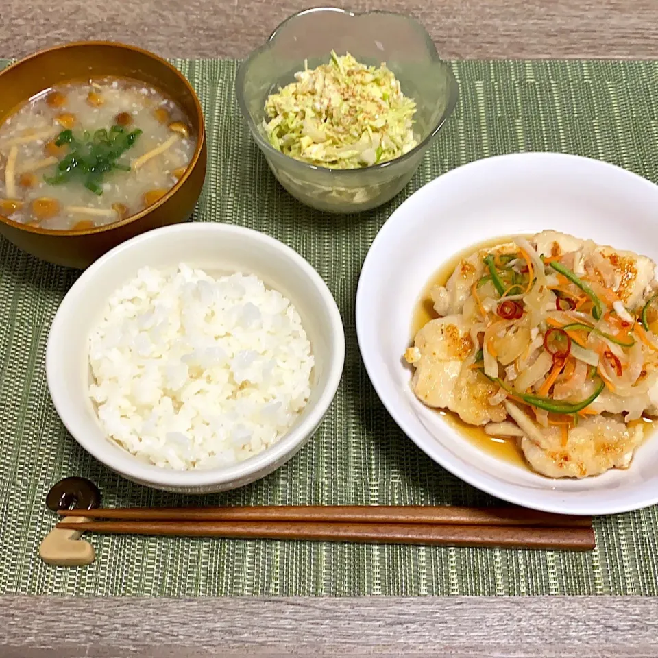 鶏胸肉の南蛮漬け 胡麻キャベツ なめこのみぞれ味噌汁 ご飯|萌伽さん