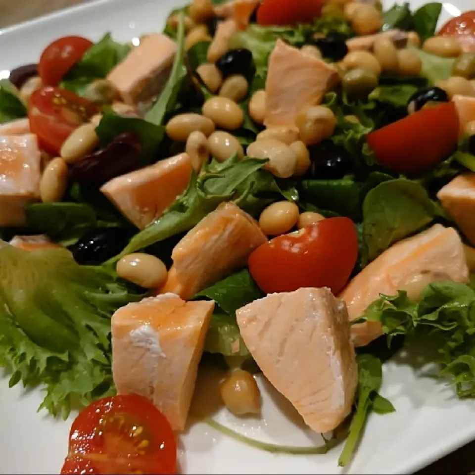 ヘルシーサラダ✨|パセリさん