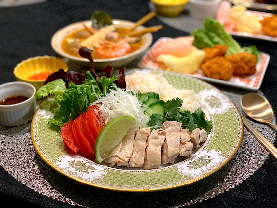 ✨今夜はエスニック✨　　　　　　　　🌶 海南鶏飯🌶トムヤムクン🌶トートマンプラー|たいしょうさん