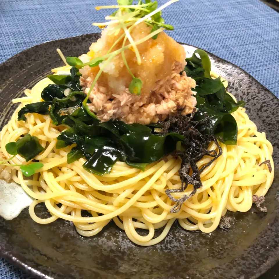 大根おろしにツナとワカメに味ぽんのサッパリとしたパスタ|kazzz3さん