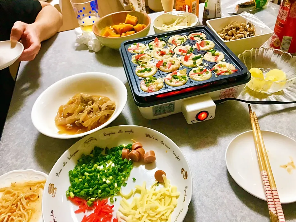 家飲み部✩.*˚タコ無したこ焼きパーティーww|綾奈さん