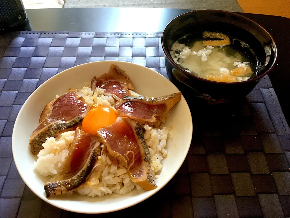 こどもの日の夜勤明けカツオの漬け丼風|Tarou  Masayukiさん