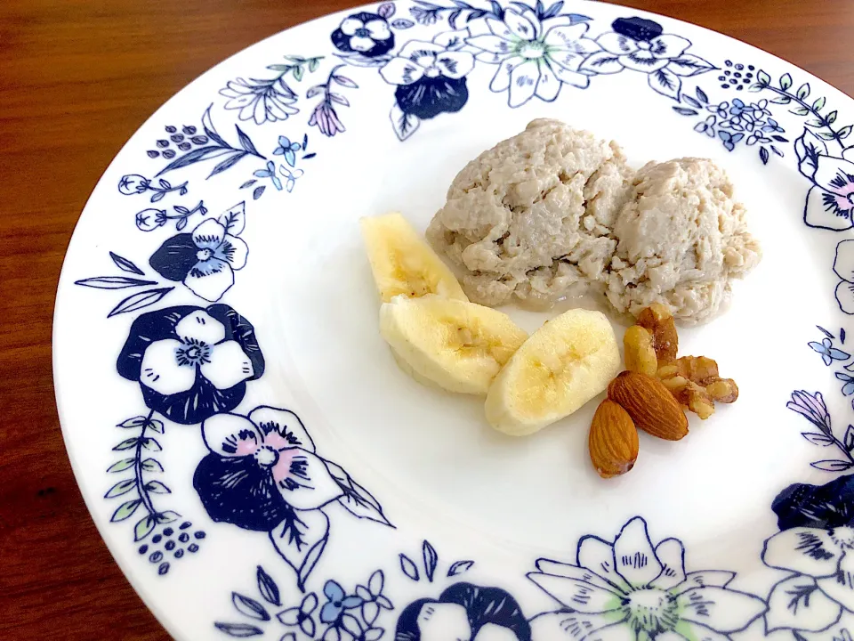 ⭐️5.5休日🥣手作りおやつ⭐️罪悪感なし！豆腐とバナナとレモン汁だけのヘルシーアイス！|さとみさん