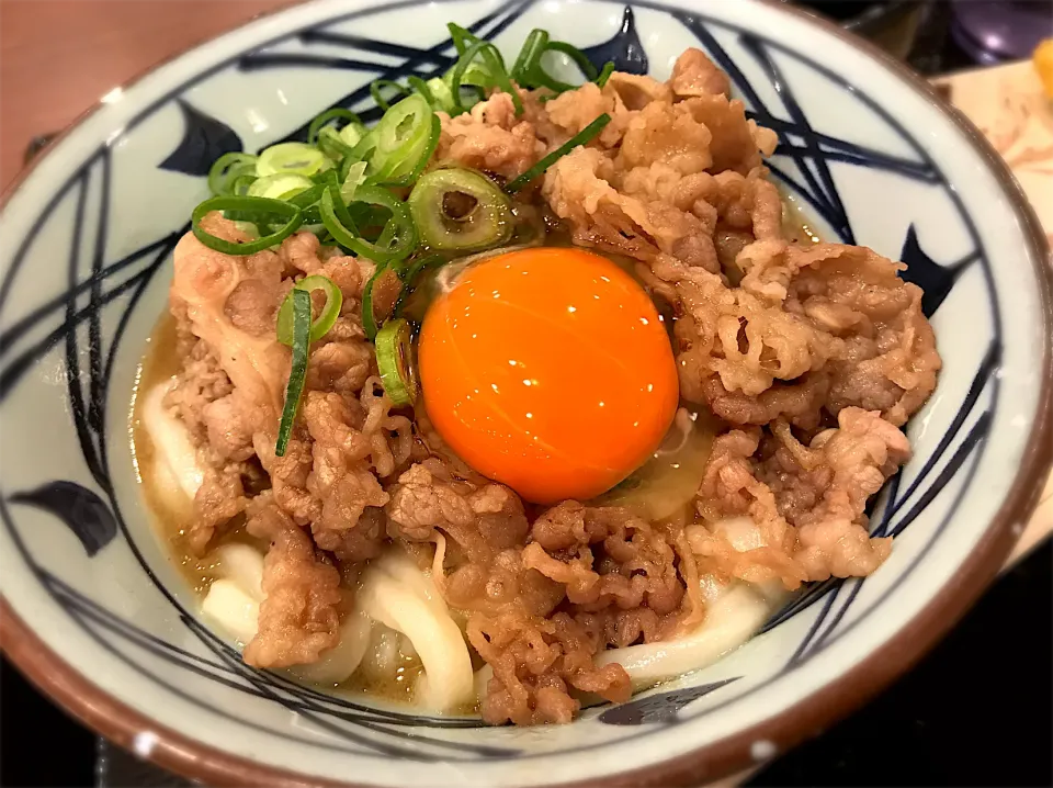 牛すき釜玉饂飩＠丸亀製麺|toshi,I🍴さん