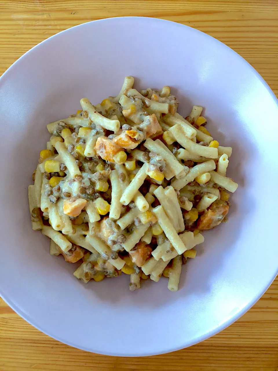 Pasta with sweet potatoes, lentils, corn and creamy cashew sauce 🍠🌽|MissYumYumさん