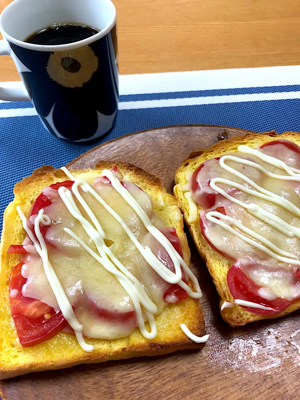 トマトサンド、にんじん食パン|小次郎さん